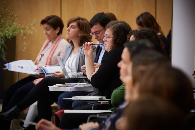Una delegación de la Asamblea participa en el Seminario sobre derecho parlamentario que acoge el Parlamento vasco - 2, Foto 2
