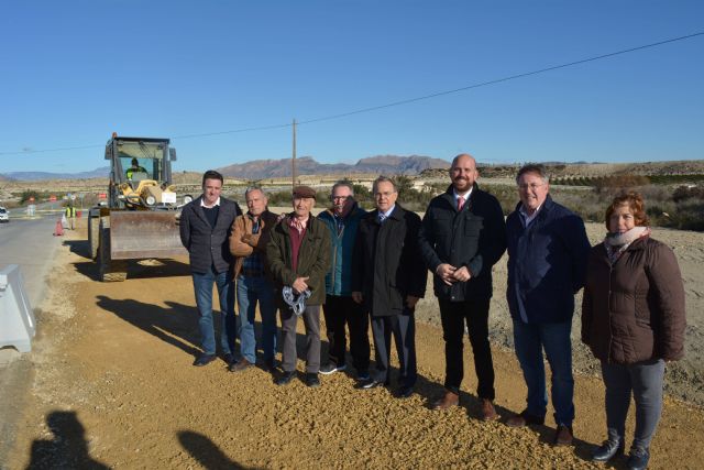 La Comunidad mejora la seguridad de conductores y ciclistas en la vía que discurre por la pedanía murciana del Cabezo de la Plata - 1, Foto 1