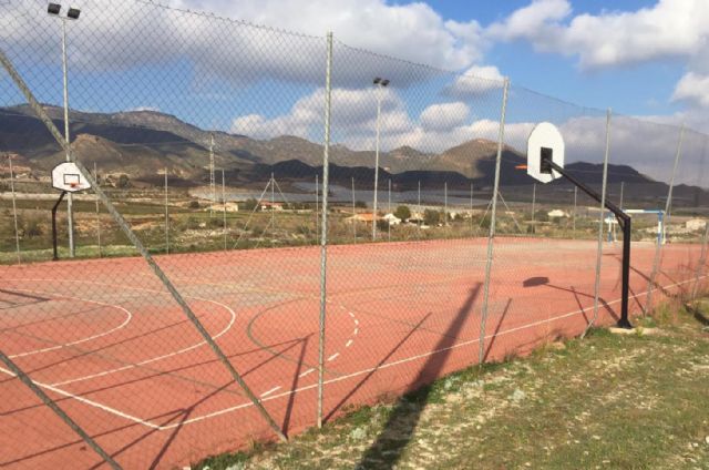 El PSOE exige al Ayuntamiento de Lorca que recupere el sistema de alumbrado de la pista polideportiva de la pedanía de Morata - 1, Foto 1