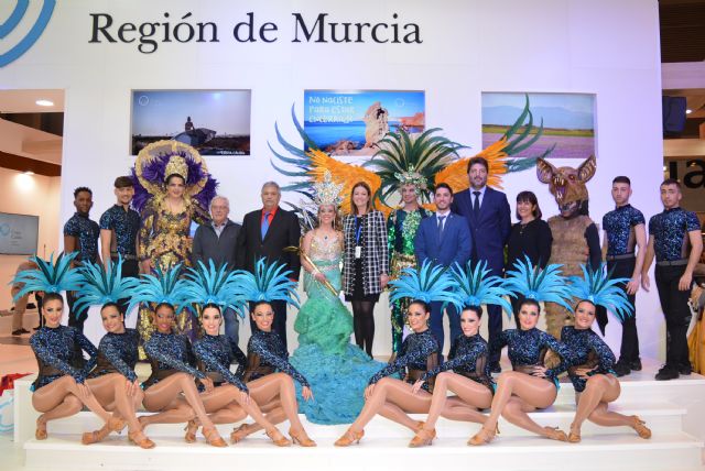 Águilas atrae las miradas de todos los visitantes de FITUR con su promoción del deporte en el medio natural y el Carnaval - 1, Foto 1