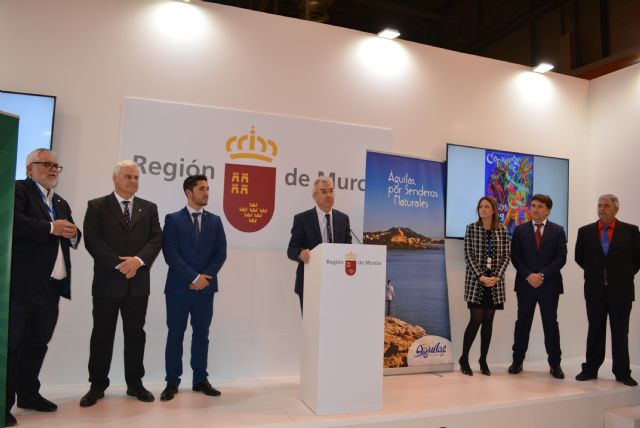 Águilas atrae las miradas de todos los visitantes de FITUR con su promoción del deporte en el medio natural y el Carnaval - 2, Foto 2