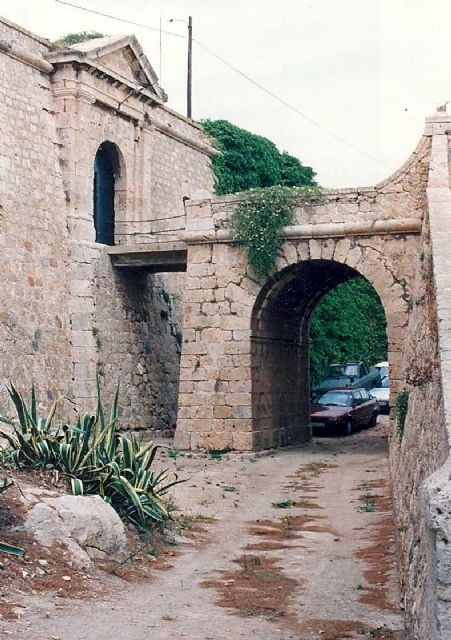 La ETSAM se fija en las fortificaciones de Cartagena para realizar proyectos didácticos de restauración, rehabilitación o reutilización - 2, Foto 2