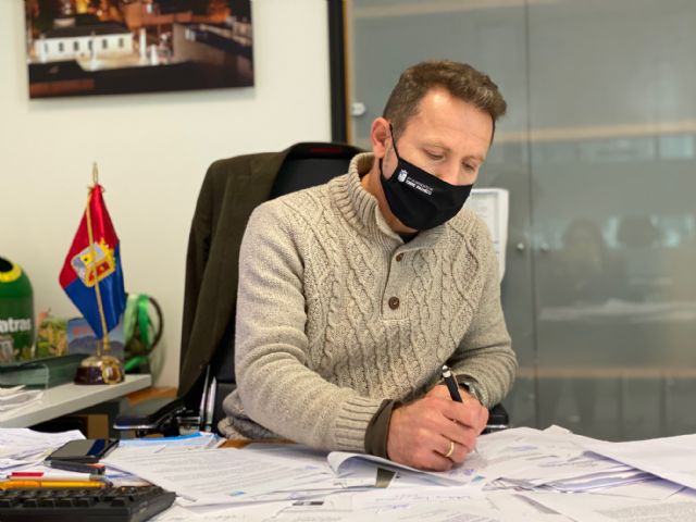 El Ayuntamiento de Torre Pacheco y la Asociación Agrupación Musical de Rondalla Ntra. Sra. del Rosario de Torre Pacheco, renuevan convenio de colaboración - 1, Foto 1