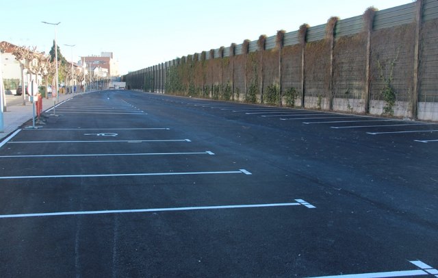 El Ayuntamiento habilita más de 70 plazas de aparcamiento en la Urbanización Sur - 1, Foto 1