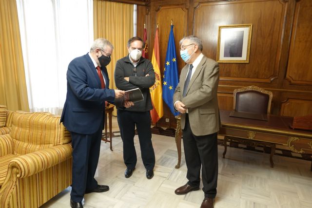 La pandemia, el desempleo y la clase política continúan siendo los principales problemas para los ciudadanos de la Región, según el barómetro de invierno del Cemop - 1, Foto 1