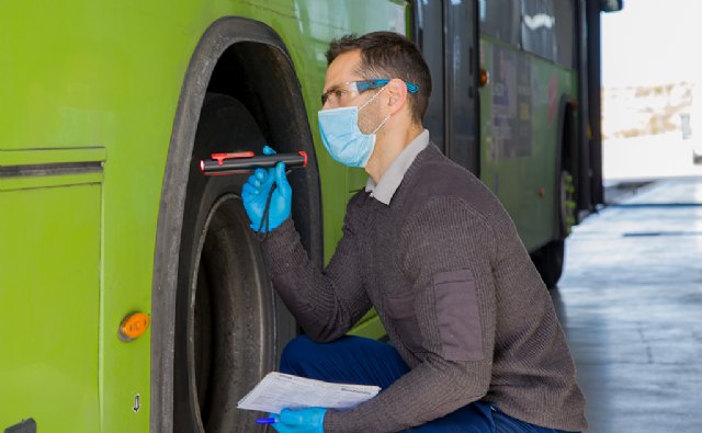 El 29% de los vehículos pesados destinados al transporte de mercancías no supera la ITV en la primera inspección - 1, Foto 1