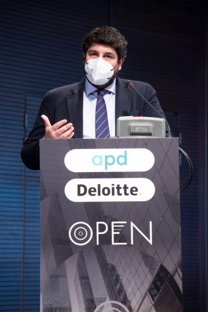 López Miras anuncia que el Gobierno central deberá devolver 85 millones por el IVA de 2017 y lo califica como victoria de la Región y de todos los murcianos - 2, Foto 2