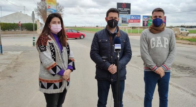 Ayuntamiento y vecinos de El Jimenado demandan el arreglo de la RM-F14 y la construcción de una rotonda a la Dirección General de Carreteras - 3, Foto 3