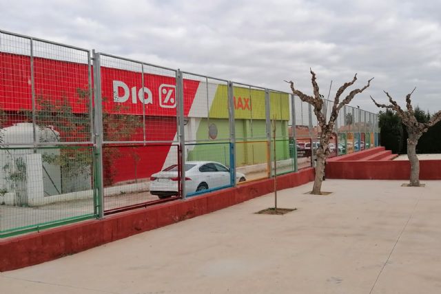 El colegio Valentín Buendía refuerza su valla perimetral para luchar contra el vandalismo - 3, Foto 3