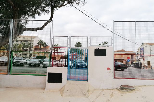 El colegio Valentín Buendía refuerza su valla perimetral para luchar contra el vandalismo - 4, Foto 4