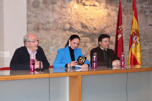 Presentadas las actividades culturales del 50 aniversario del concurso internacional de pintura Villa de Fuente Álamo - 1, Foto 1