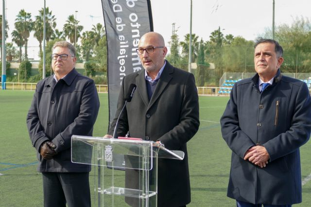 El Ayuntamiento de  Murcia destinará más de 4 millones de euros para renovar el césped artificial de once campos de fútbol del municipio - 2, Foto 2
