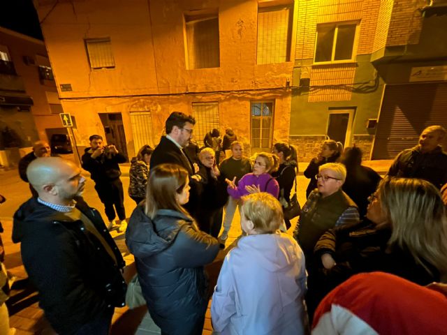 El PSOE reclama al PP soluciones urgentes para las familias de La Alberca seis meses después de su desalojo - 1, Foto 1