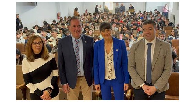 María González Veracruz destaca en Murcia los nuevos modelos fundacionales de Inteligencia artificial públicos, abiertos y en español, ‘ALIA’ - 1, Foto 1