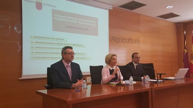 La Comunidad destina más de 16 millones de euros al Plan Regional de Caminos Rurales 2016-2020 - 1, Foto 1