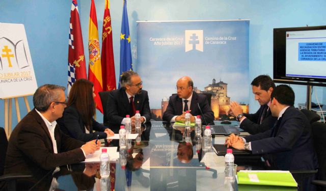 El Ayuntamiento y Hacienda se reúnen para tratar medidas en materia de administración electrónica y tributos - 1, Foto 1