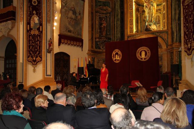 La soprano argentino-israelí Sivan Rotem ha interpretado esta tarde en la UCAM 'Viva el amor' - 2, Foto 2