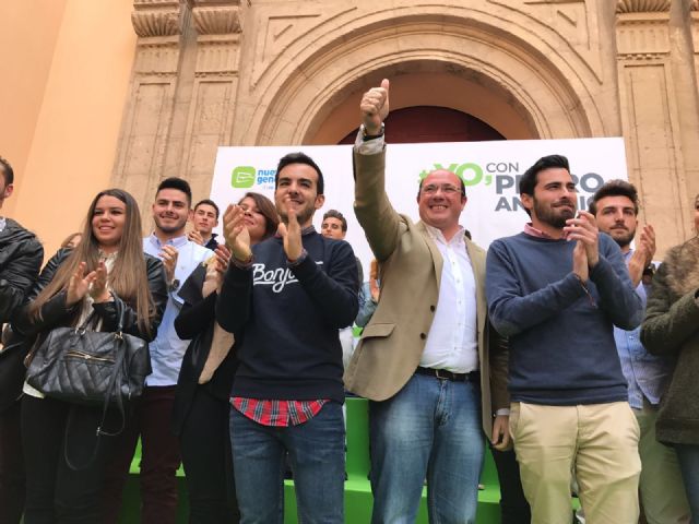 Pedro Antonio Sánchez: Trabajamos en un proyecto político referente para todos los jóvenes de la Región de Murcia - 2, Foto 2