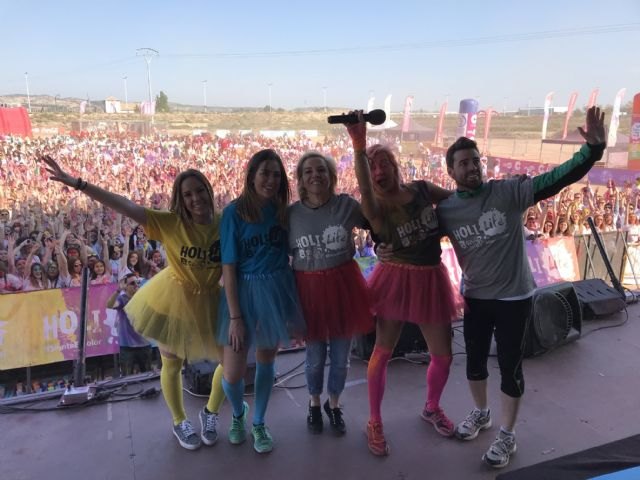 Más de 10.000 personas participan en la cuarta edición de la ´Holi Life´ - 1, Foto 1