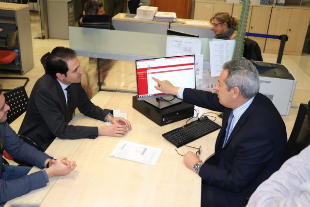 La Administración regional ya admite el pago con tarjeta de tasas, tributos y otros trámites - 2, Foto 2