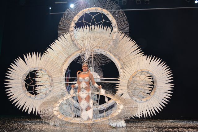 Derroche de ingenio y espectacularidad en el XIX Concurso de Trajes de Papel y Maquillaje Corporal - 2, Foto 2