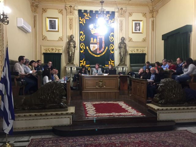 Aprobadas tres de las cinco mociones presentadas al pleno ordinario de febrero - 1, Foto 1