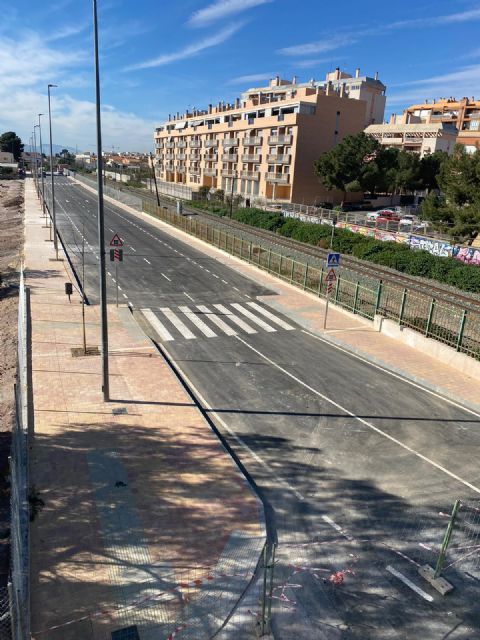 El Ayuntamiento de Lorca abre al tráfico el nuevo vial que conecta la Alameda de Cervantes con el Camino Marín - 1, Foto 1
