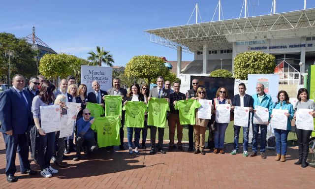 Murcia muestra su compromiso social con la VI Marcha solidaria en familia de las AMPAs - 2, Foto 2