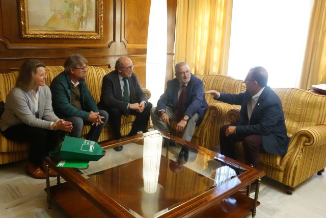 El Satse expone al presidente de la Asamblea sus reivindicaciones para mejorar la enfermería - 2, Foto 2