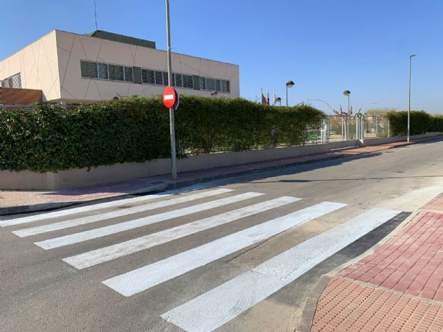 El Ayuntamiento mejora la accesibilidad del entorno del centro social de personas mayores - 2, Foto 2