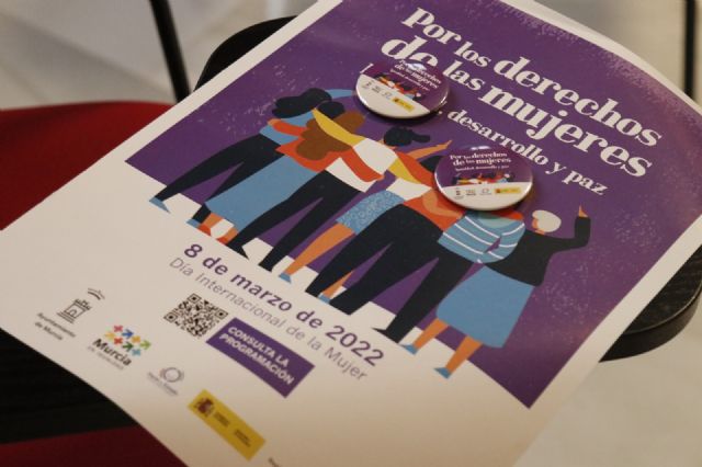 Murcia conmemora el 8M bajo el lema ´En pie por los derechos de las mujeres. Igualdad, desarrollo y paz´ - 4, Foto 4