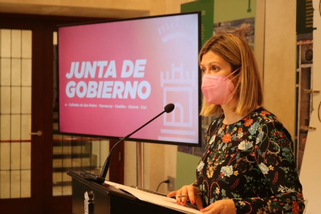 El Ayuntamiento suscribe un convenio con Emuasa para facilitar a los mayores el acceso a sus servicios de forma ágil y sencilla - 1, Foto 1