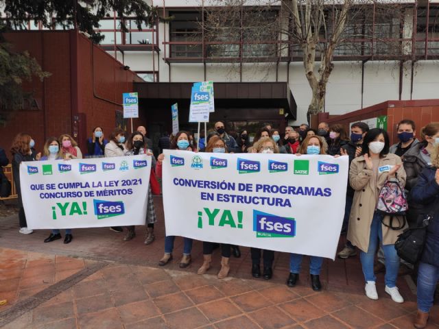 La Federación de sindicatos de Sanidad y Educación (FSES) exige que se cumpla la legislación vigente y se apueste por el personal propio que lleva años realizando su trabajo - 1, Foto 1