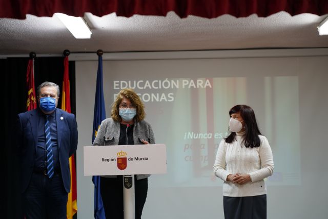 La oferta de educación para adultos aumenta en 455 plazas el próximo curso - 1, Foto 1