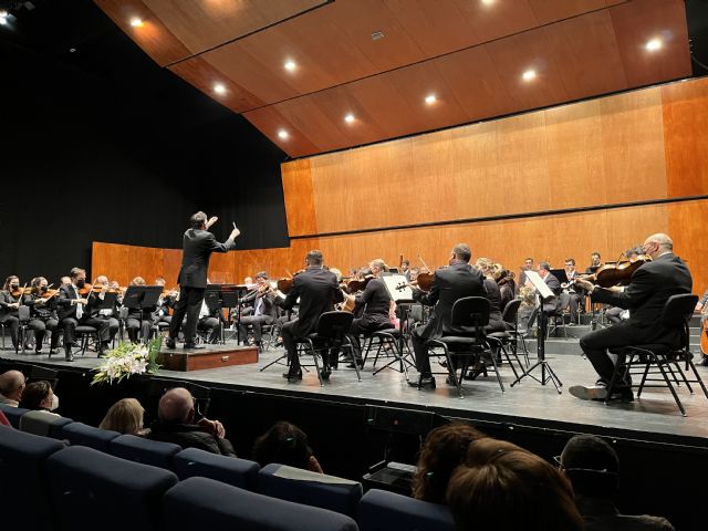 Virginia Martínez confía la batuta de la OSRM a Octavio J. Peidró en el 6° concierto de abono de Promúsica - 1, Foto 1