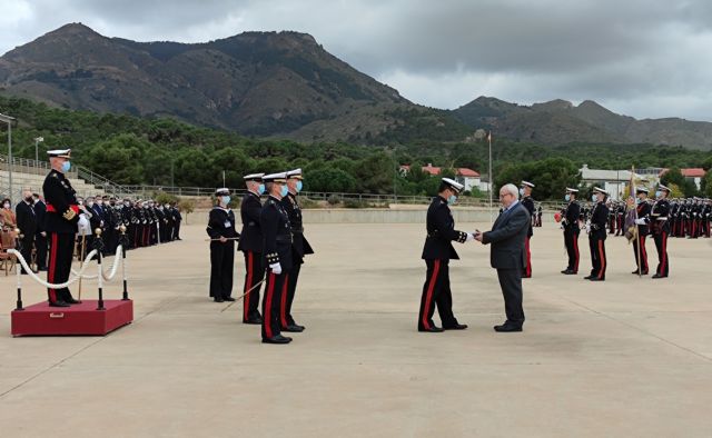 Galardón a José Luis Mendoza como 'Amigo de  Infantería de Marina' - 1, Foto 1