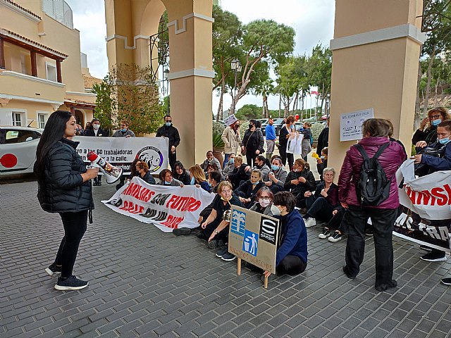El Frente Obrero se manifiesta contra los despidos de las trabajadoras de Samsic - 2, Foto 2