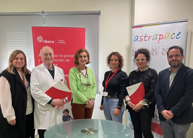 Ribera Hospital de Molina y Astrapace firman un convenio para fomentar la inclusión social - 2, Foto 2