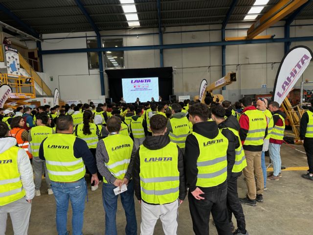 Más de 200 alumnos de ciclos formativos visitan las instalaciones de La Hita en Torre Pacheco - 4, Foto 4