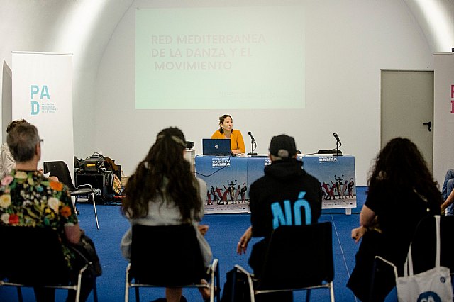 Irene Córdoba, presidenta saliente, en los encuentros profesionales de Cádiz en Danza, Foto 1