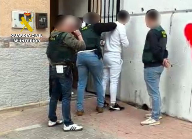 La Guardia Civil esclarece un atraco cometido en una gasolinera de Mazarrón - 4, Foto 4