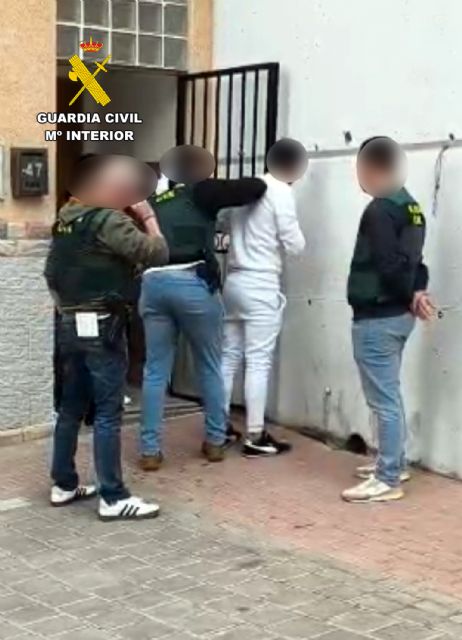 La Guardia Civil esclarece un atraco cometido en una gasolinera de Mazarrón - 5, Foto 5