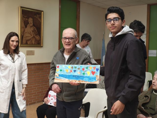 El poder de una palabra amable: jóvenes y mayores comparten una jornada inolvidable - 3, Foto 3