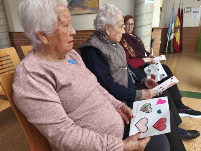 El poder de una palabra amable: jóvenes y mayores comparten una jornada inolvidable - 4, Foto 4