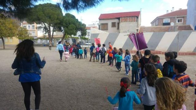 Desarrollo de las actividades de la Escuela Municipal de Semana Santa, Foto 1