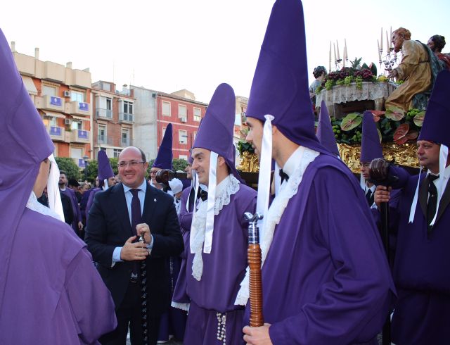 El presidente de la Comunidad asiste a la procesión de Los Salzillos - 3, Foto 3