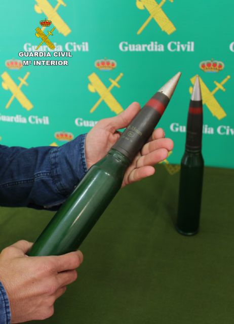La Guardia Civil detiene en Águilas a un joven que pretendía vender munición de guerra por Internet - 2, Foto 2