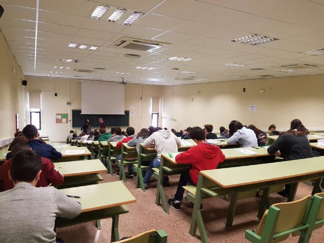 Más de 430 jóvenes participan en las 26° Olimpiadas de Matemáticas de la Región de Murcia - 1, Foto 1