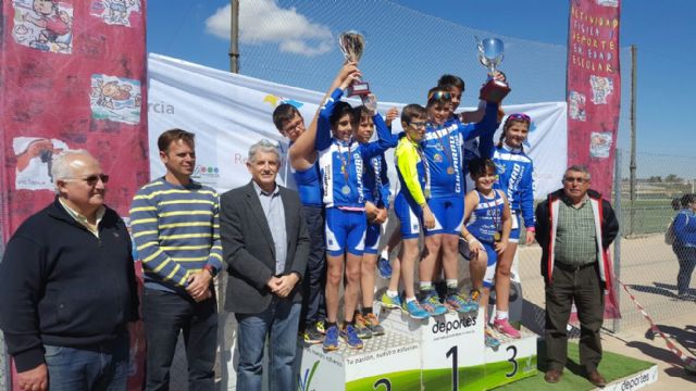 Más de 400 escolares participan en la final  regional de deporte escolar en modalidad de duatlón - 3, Foto 3