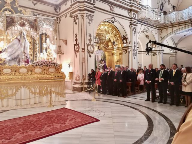 Fernando López Miras asiste a la bendición de palmas y la eucaristía conmemorativa de la Entrada de Jesús en Jerusalén - 2, Foto 2